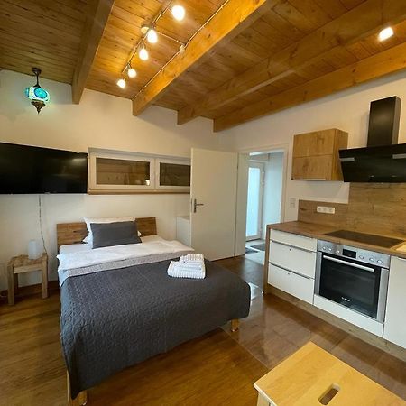 Ferienwohnung Im Stadtzentrum Von Bernau - Komfortable Wohnung Mit 2 Zimmern, Bad, Spuelmaschine, Waschmaschine, Komplette Kueche, Wlan, Terrasse, Ruhige Lage Bernau bei Berlin Zewnętrze zdjęcie
