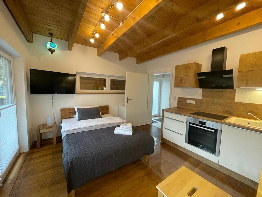 Ferienwohnung Im Stadtzentrum Von Bernau - Komfortable Wohnung Mit 2 Zimmern, Bad, Spuelmaschine, Waschmaschine, Komplette Kueche, Wlan, Terrasse, Ruhige Lage Bernau bei Berlin Zewnętrze zdjęcie