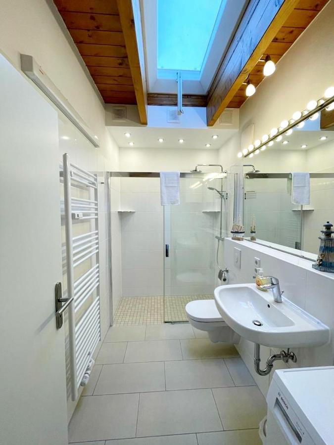 Ferienwohnung Im Stadtzentrum Von Bernau - Komfortable Wohnung Mit 2 Zimmern, Bad, Spuelmaschine, Waschmaschine, Komplette Kueche, Wlan, Terrasse, Ruhige Lage Bernau bei Berlin Zewnętrze zdjęcie