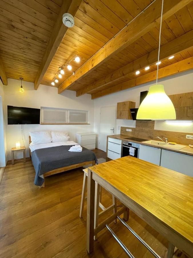 Ferienwohnung Im Stadtzentrum Von Bernau - Komfortable Wohnung Mit 2 Zimmern, Bad, Spuelmaschine, Waschmaschine, Komplette Kueche, Wlan, Terrasse, Ruhige Lage Bernau bei Berlin Zewnętrze zdjęcie