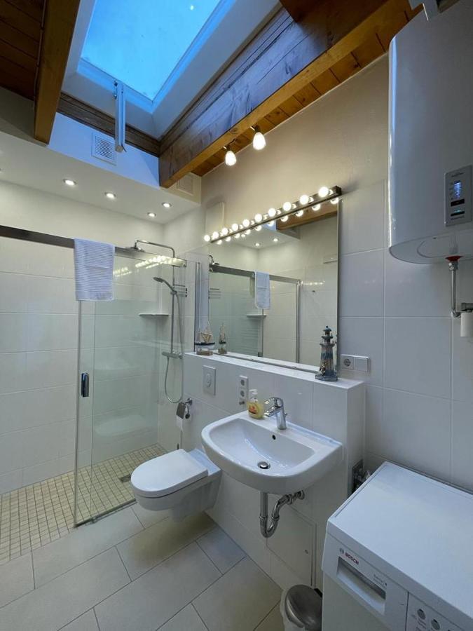 Ferienwohnung Im Stadtzentrum Von Bernau - Komfortable Wohnung Mit 2 Zimmern, Bad, Spuelmaschine, Waschmaschine, Komplette Kueche, Wlan, Terrasse, Ruhige Lage Bernau bei Berlin Zewnętrze zdjęcie